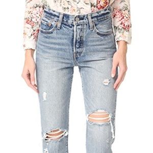 Levi’s high rise wedgie fit jean distressed